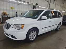 2016 Chrysler Town & Country