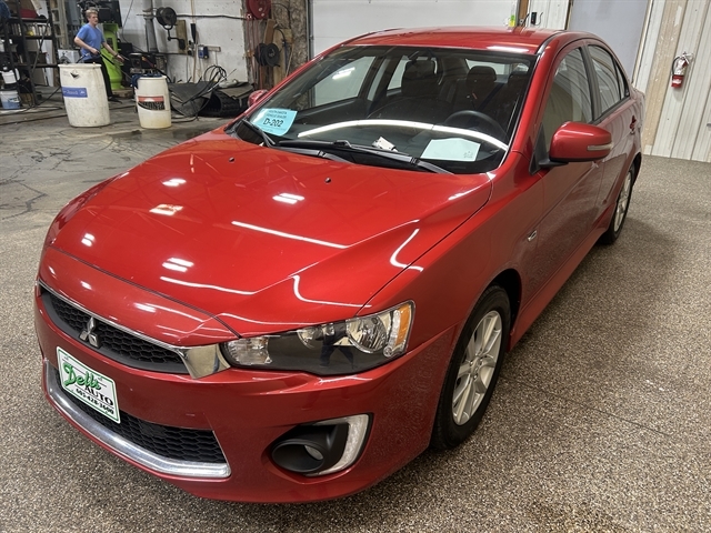 2016 Mitsubishi Lancer photo 3