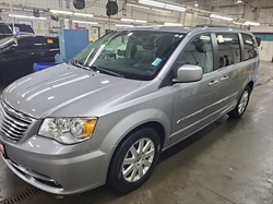 2016 Chrysler Town & Country