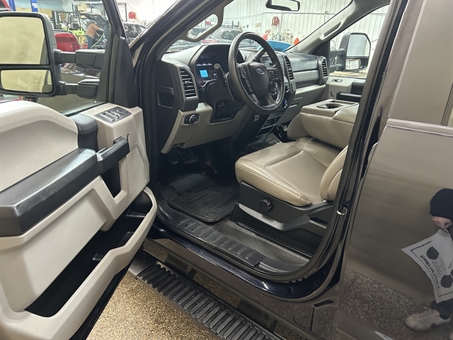 2021 Ford F-350 XL Crew Cab 6-1/2' Box SRW's photo