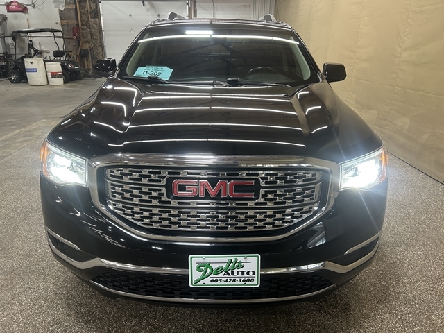 2017 GMC Acadia Denali AWD's photo
