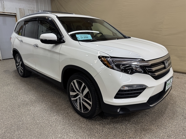 2018 Honda Pilot 4WD Elite's photo