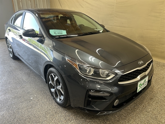 2021 Kia Forte LXS AT's photo