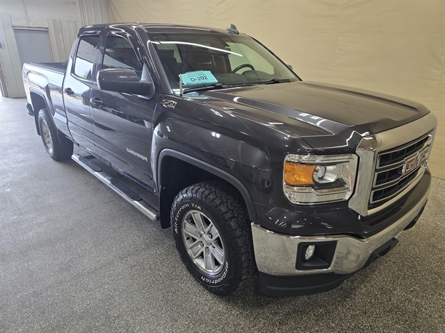 2015 GMC Sierra 4WD Double Cab SLE SWB's photo