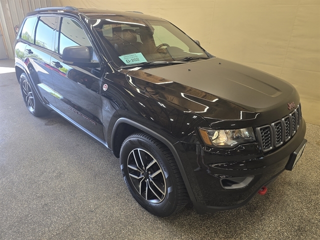 2021 Jeep Grand Cherokee Overland 4WD's photo