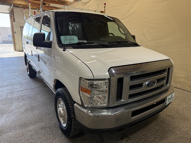 2011 Ford E-Series E-250 Van's photo