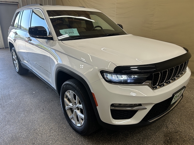 2023 Jeep Grand Cherokee Limited 4x4's photo