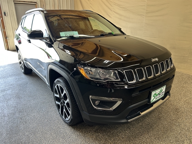 2017 Jeep Compass Limited 4X4's photo