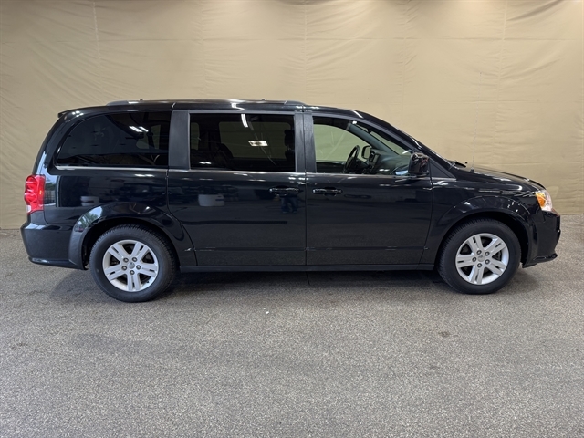2019 Dodge Grand Caravan SXT's photo