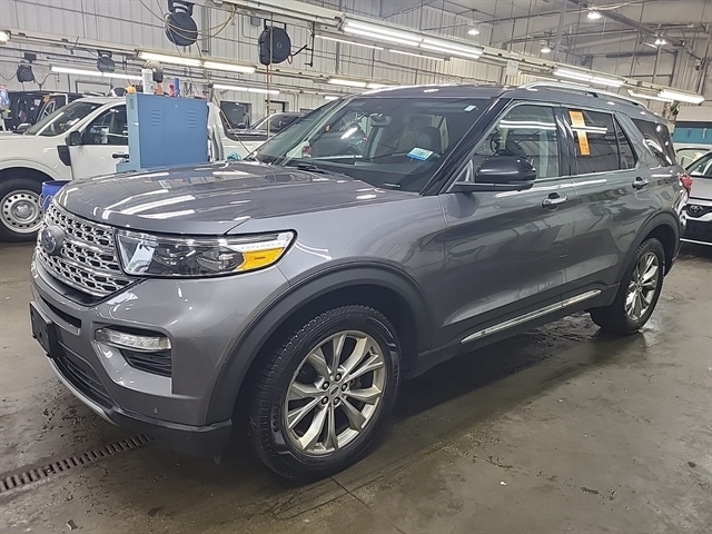 2021 Ford Explorer Limited 4WD's photo