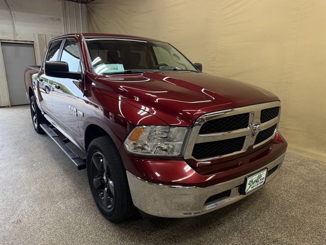 2017 RAM 1500 SLT Crew Cab 4x4 5'7" Box's photo