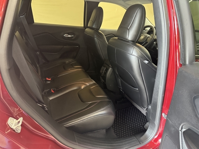 2021 Jeep Cherokee Trailhawk - Photo 8