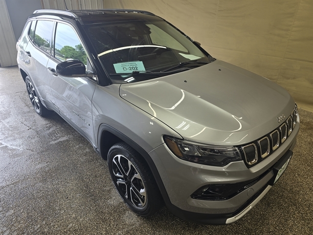 2022 Jeep Compass Limited 4X4's photo