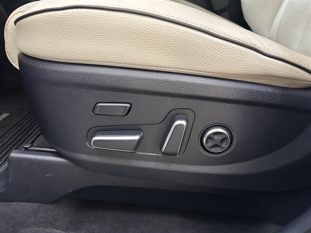 2023 Hyundai Palisade Limited - Photo 6