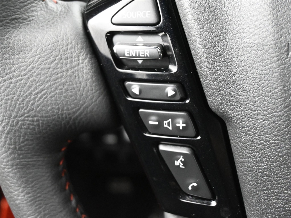 2023 Nissan Frontier PRO-4X Crew Cab photo 6