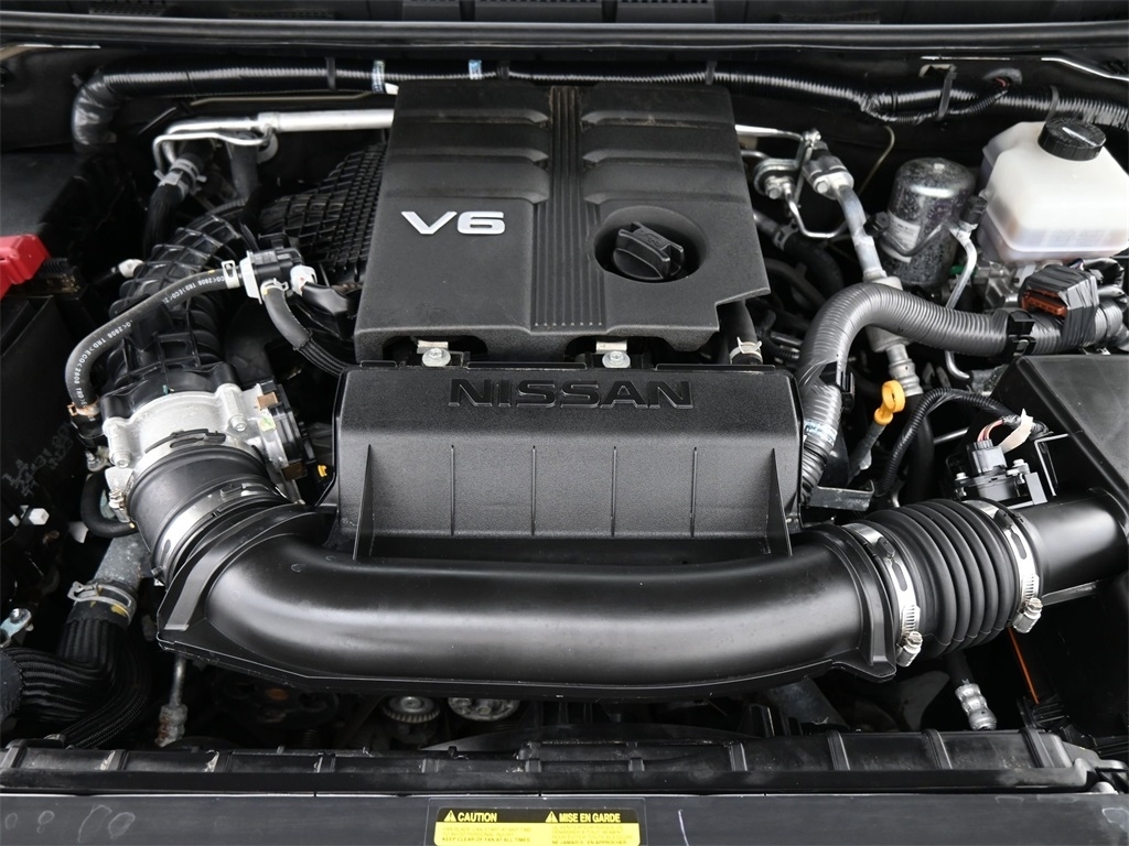 2023 Nissan Frontier PRO-4X Crew Cab photo 21