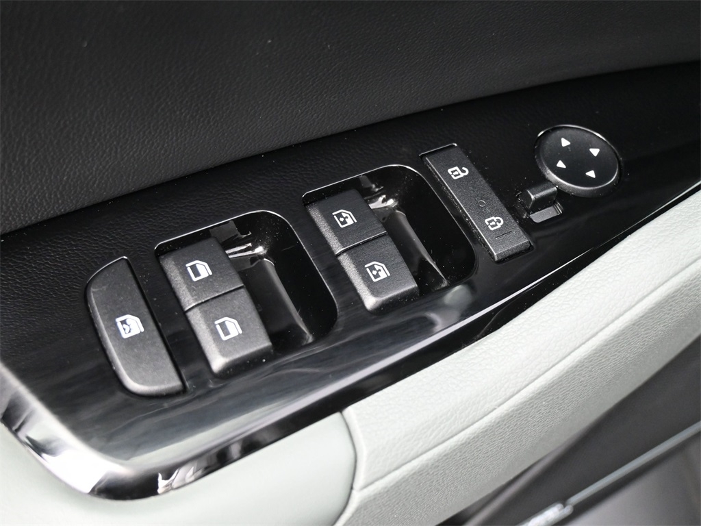 2024 Kia Sportage X-Pro Prestige photo 3