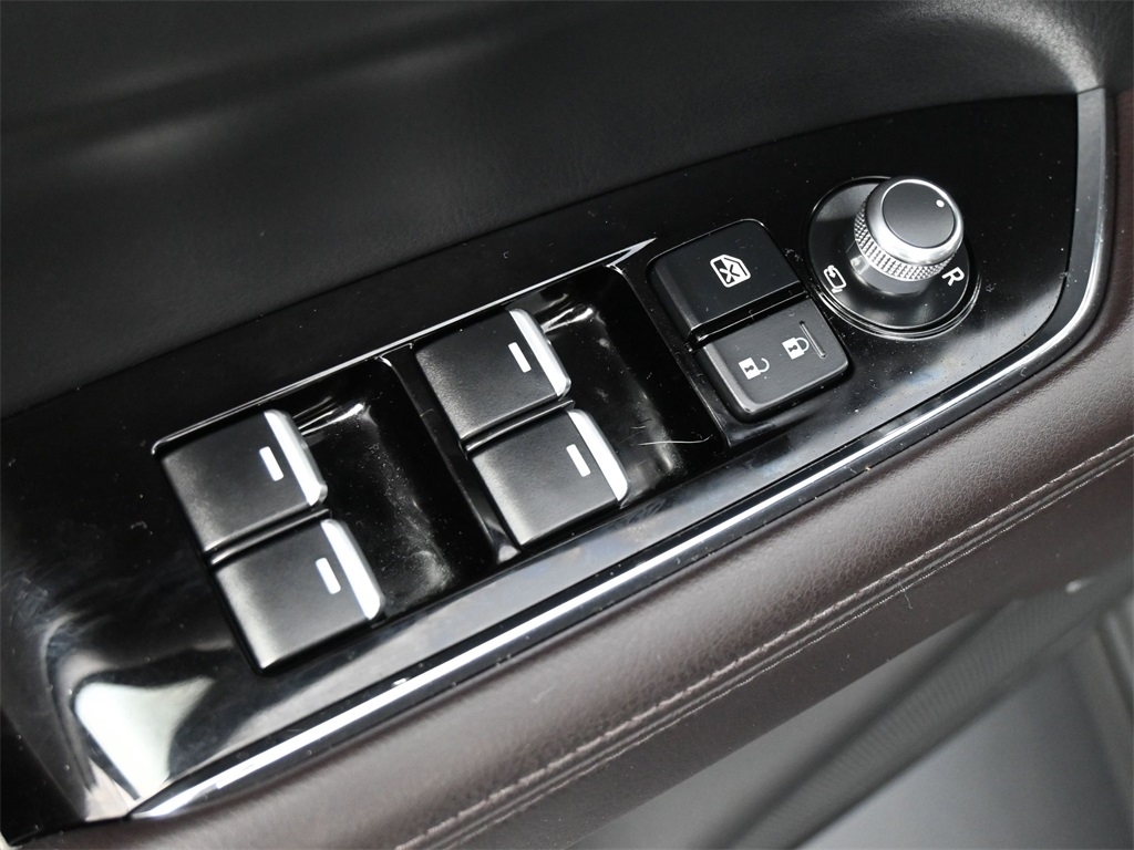 2022 Mazda CX-5 2.5 Turbo Signature photo 3