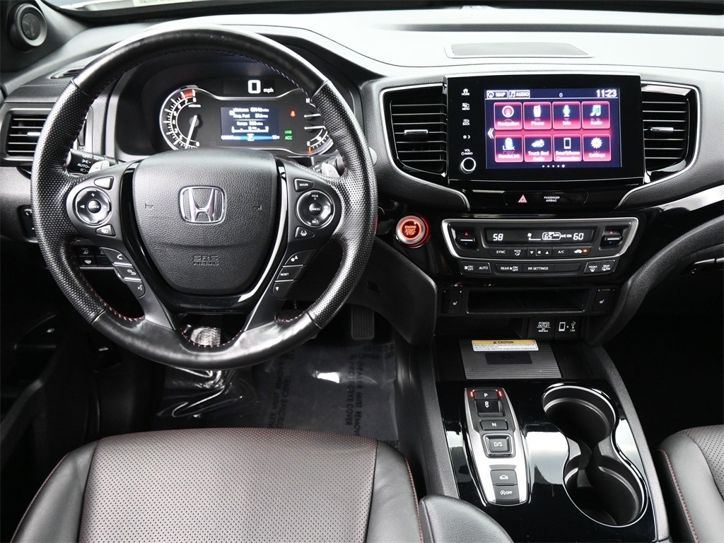 2023 Honda Ridgeline Black Edition photo 6