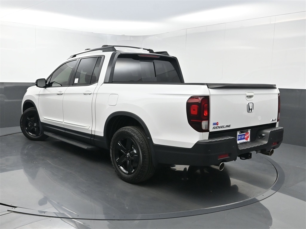 2023 Honda Ridgeline Black Edition photo 21