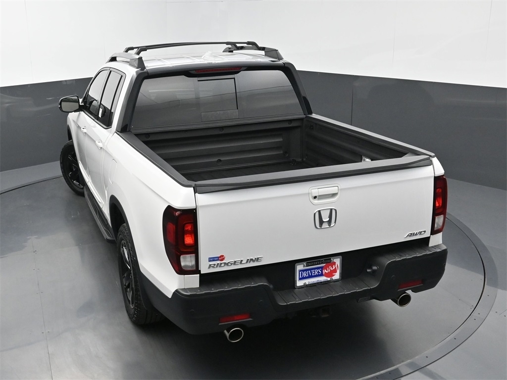 2023 Honda Ridgeline Black Edition photo 32