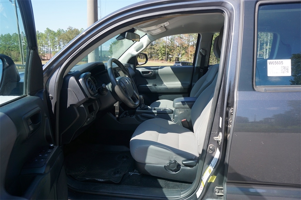 2018 Toyota Tacoma SR photo 2