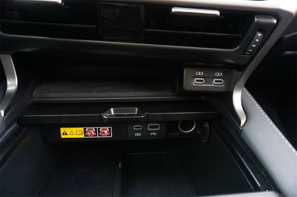 2024 Lexus RX Premium photo 13