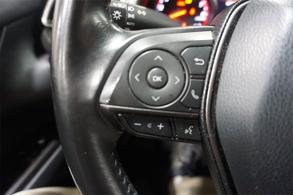 2021 Toyota Camry XSE V6 photo 7