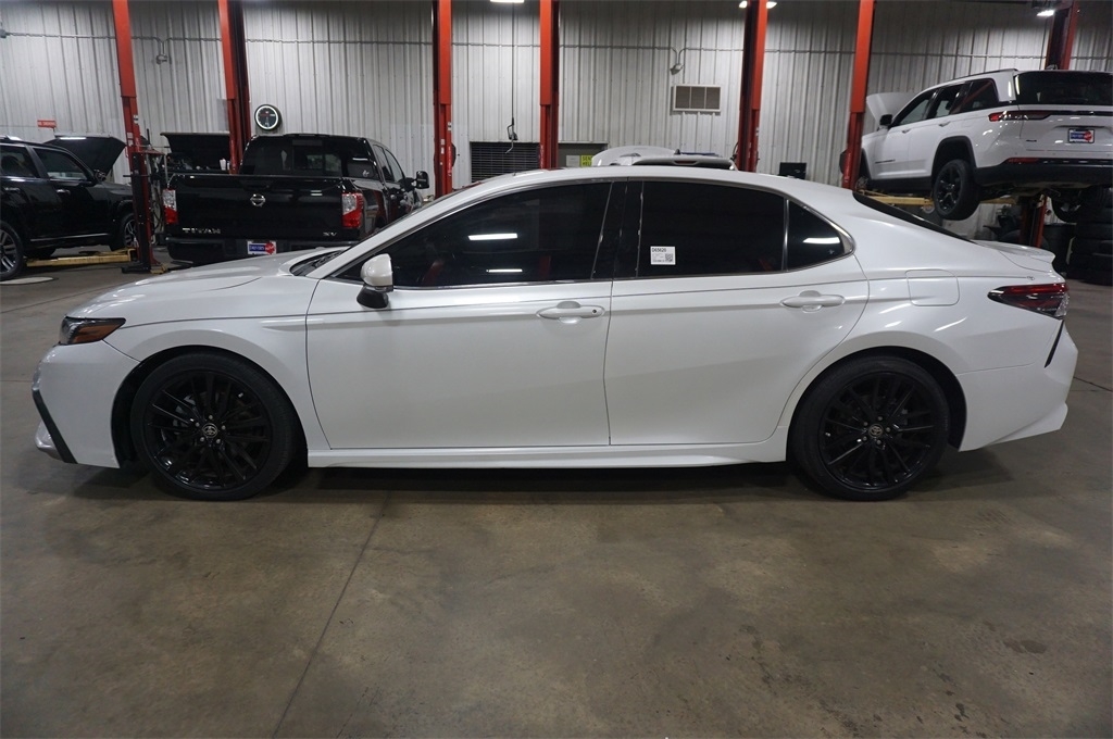 2021 Toyota Camry XSE V6 photo 18