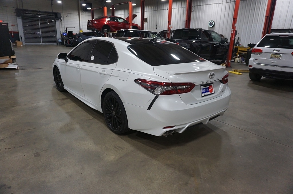 2021 Toyota Camry XSE V6 photo 19