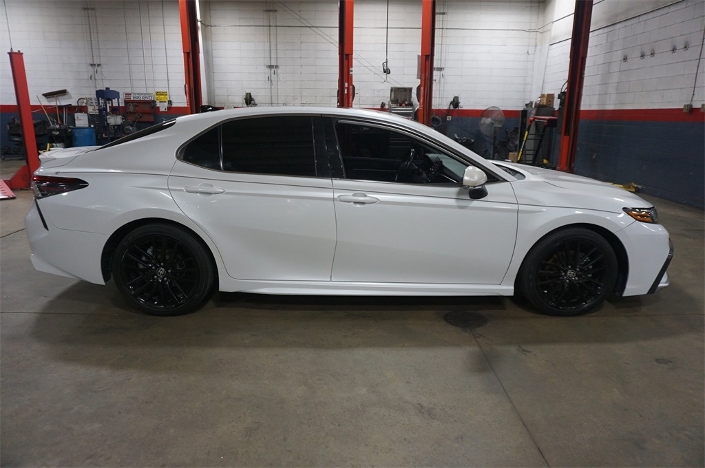 2021 Toyota Camry XSE V6 photo 22