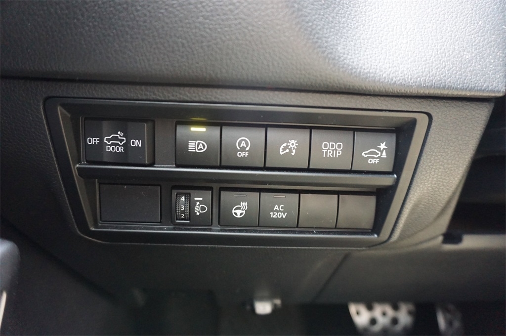 2024 Toyota Tundra Limited photo 4
