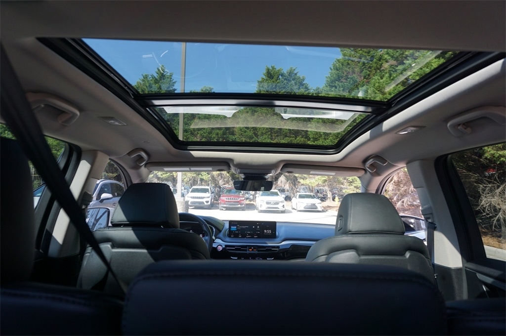 2023 Acura MDX Base photo 12
