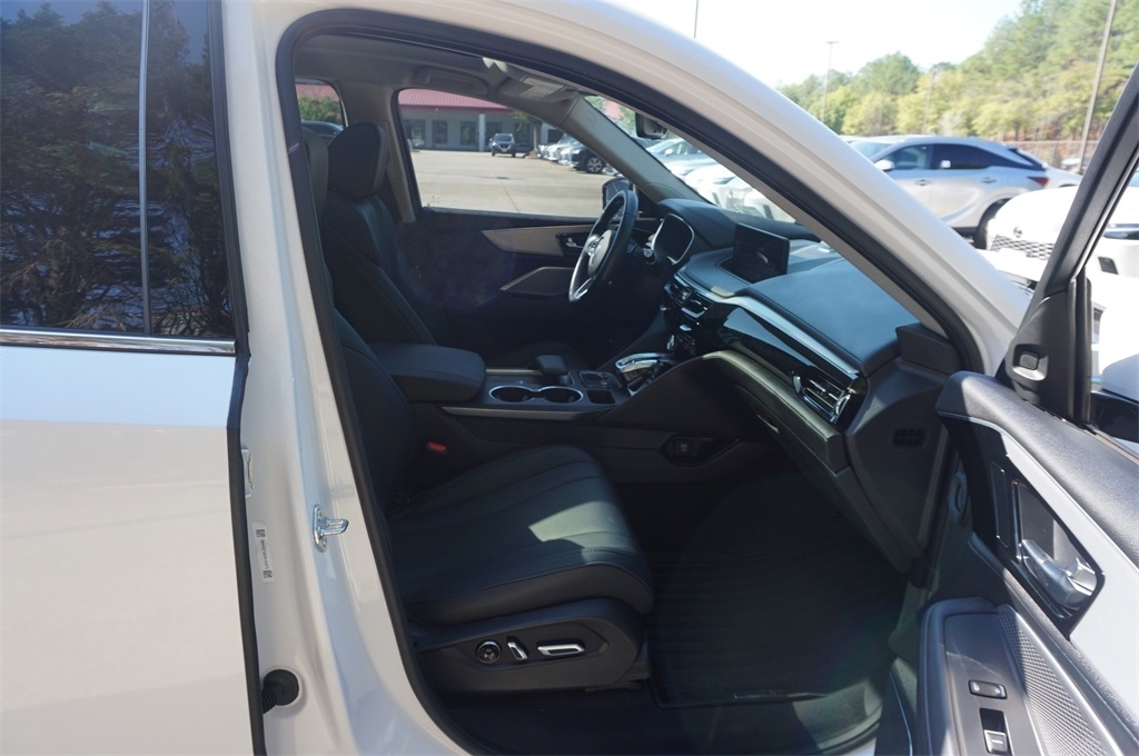 2023 Acura MDX Base photo 17