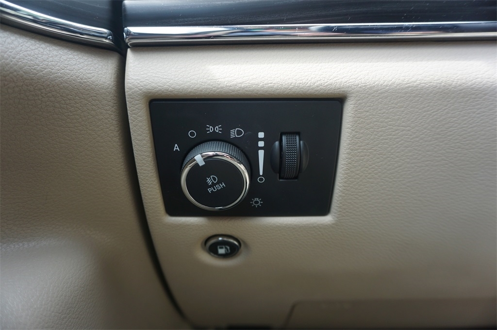 2021 Jeep Grand Cherokee Limited photo 4