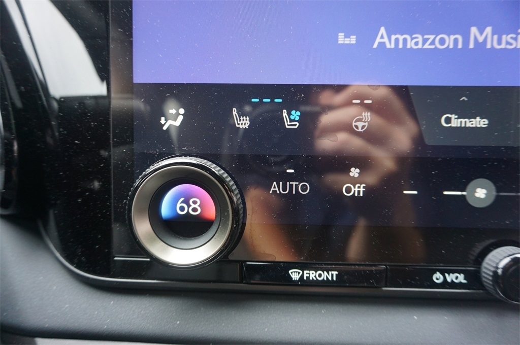 2024 Lexus RX Premium photo 12