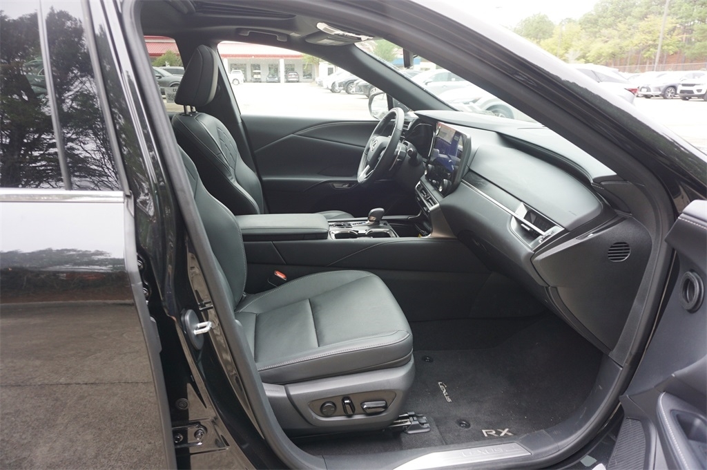 2024 Lexus RX Premium photo 18