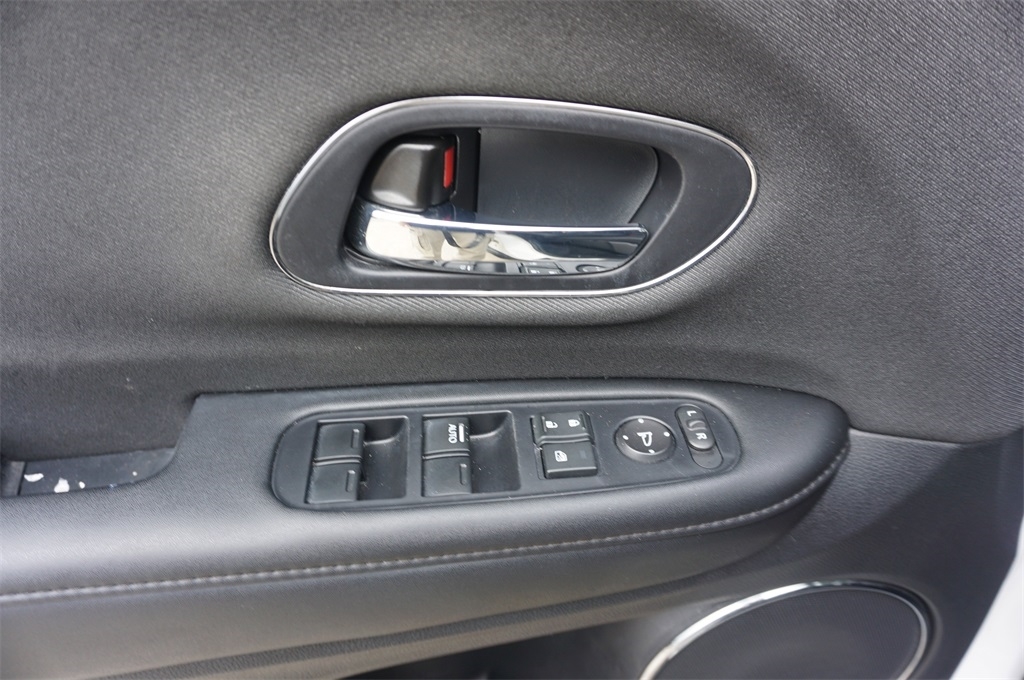 2022 Honda HR-V EX photo 3
