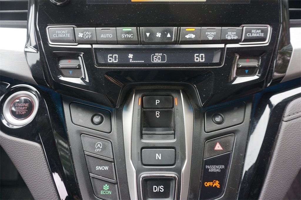 2023 Honda Odyssey Touring photo 11