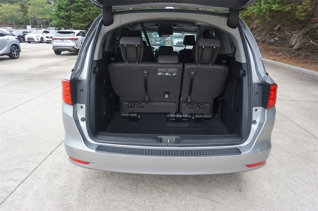 2023 Honda Odyssey Touring photo 17