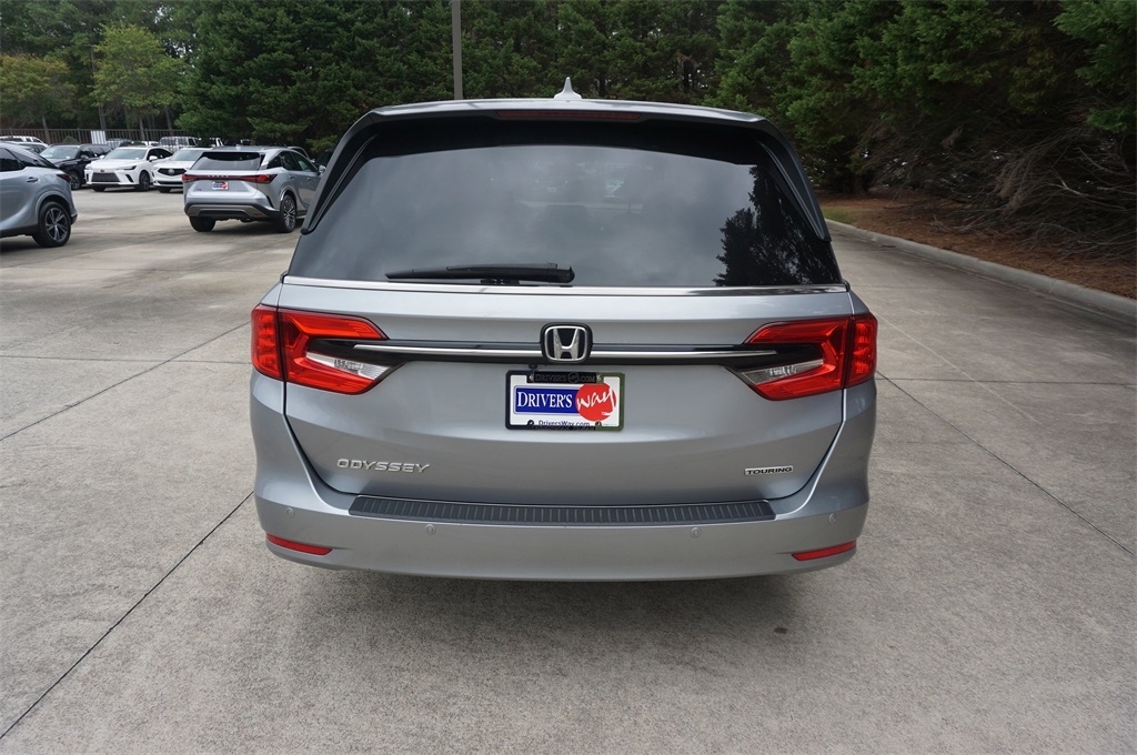 2023 Honda Odyssey Touring photo 21