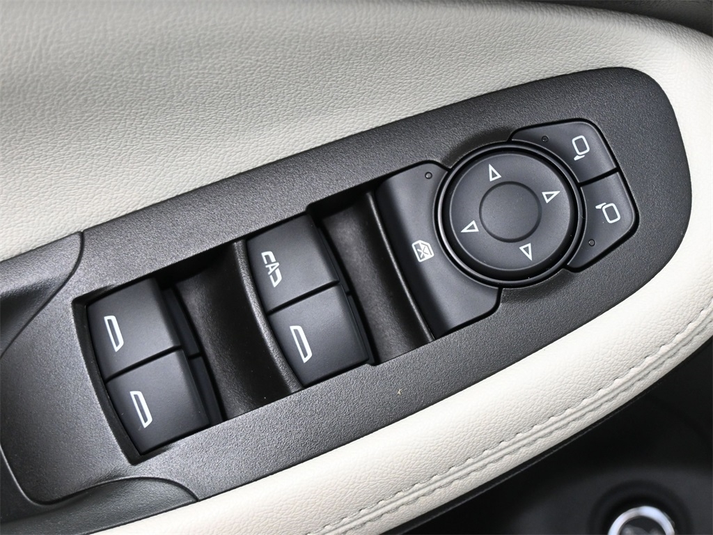 2020 Buick Encore GX Preferred photo 3