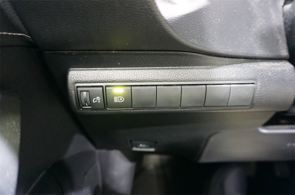 2022 Toyota Corolla SE photo 4