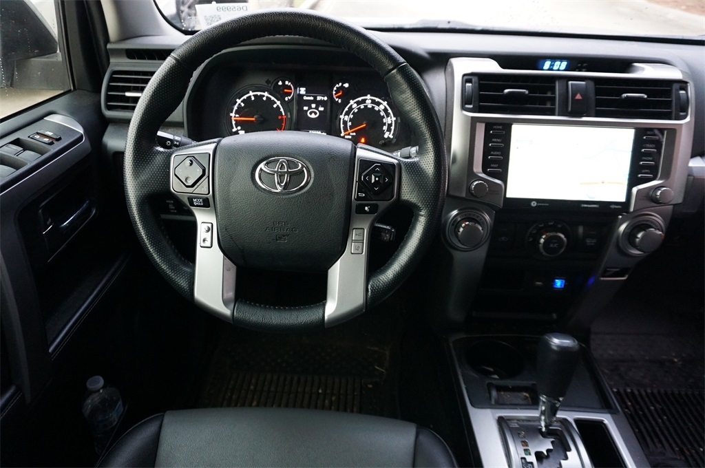 2023 Toyota 4Runner SR5 Premium photo 4