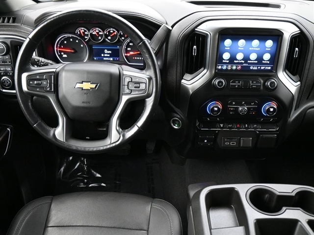 2022 Chevrolet Silverado 2500HD LTZ - Photo 10