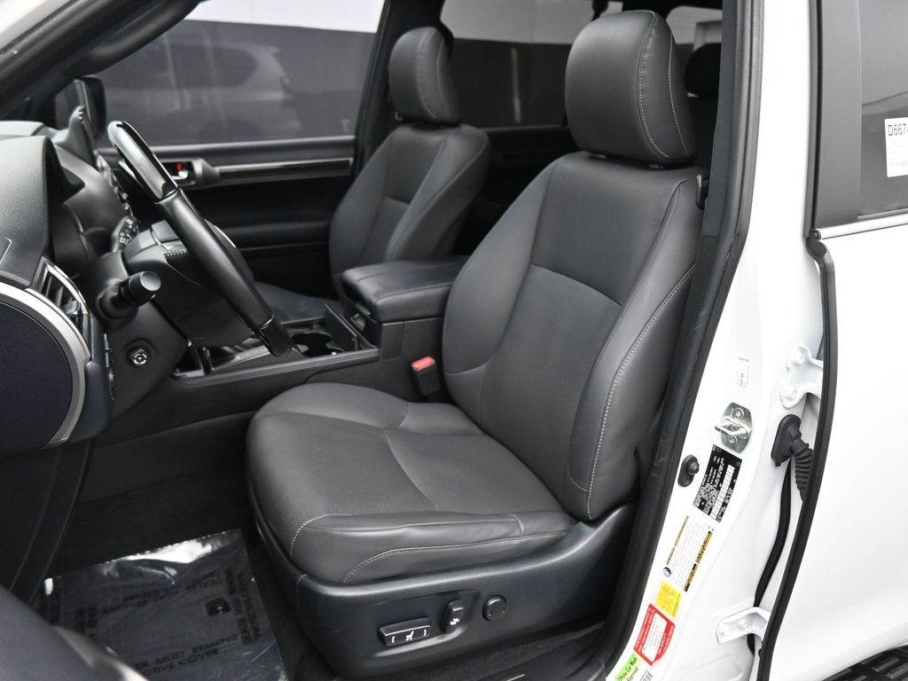 2023 Lexus GX PREMIUM - Photo 16
