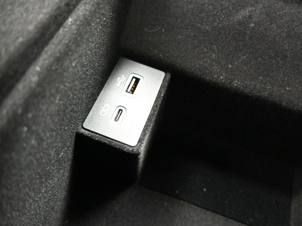 2024 Lexus LS Base - Photo 16