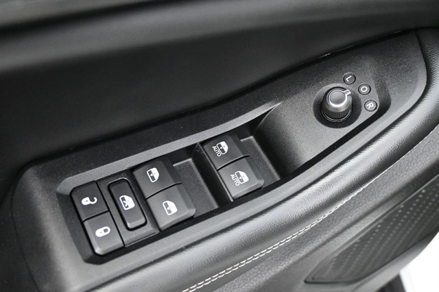 2023 Jeep Grand Cherokee Altitude - Photo 7