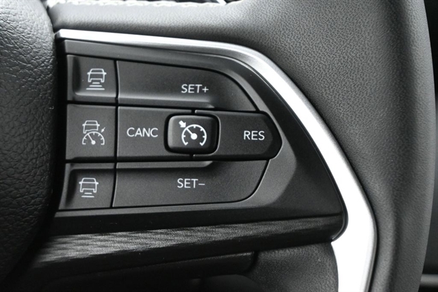 2023 Jeep Grand Cherokee Altitude - Photo 10
