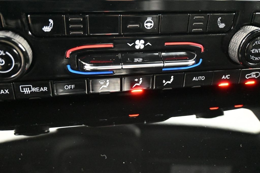 2023 Jeep Grand Cherokee Altitude - Photo 16